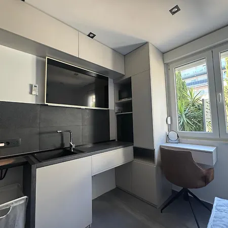 Apartamento Lodore Del Mare At Beautiful Znjan *