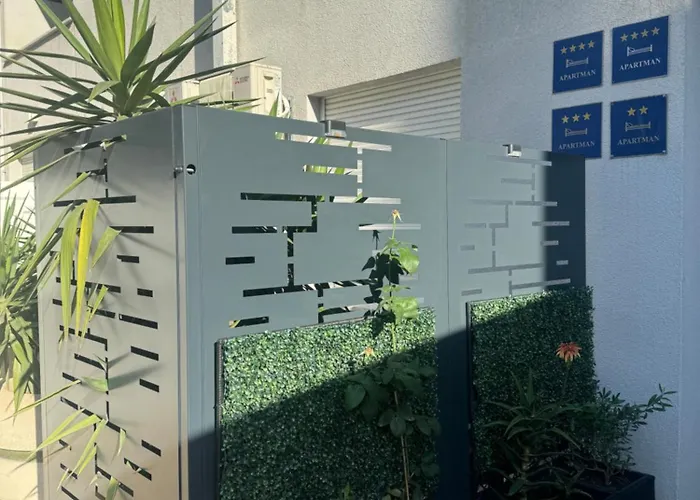 Lägenhet Lodore Del Mare At Beautiful Znjan Split