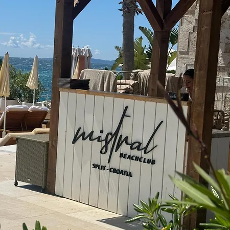 Lodore Del Mare At Beautiful Znjan